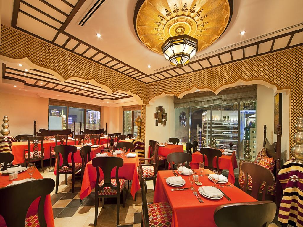 Swiss Hotel Corniche Abu Dhabi Exterior photo